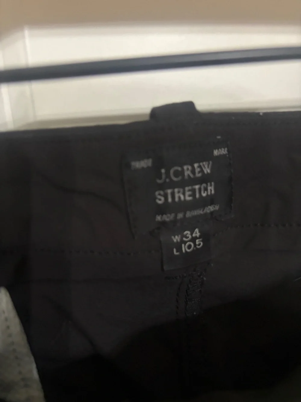 J. Crew Black Flat-Front Tech Stretch Men’s Shorts 34 waist 10.5 inch inseam